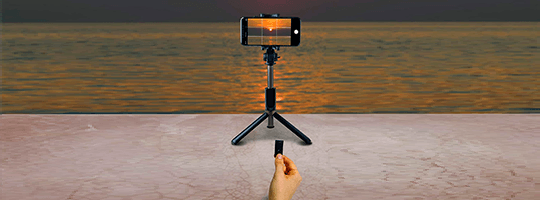 Trípode y palo selfie con control remoto Celly Tripode & Selfie con control remoto