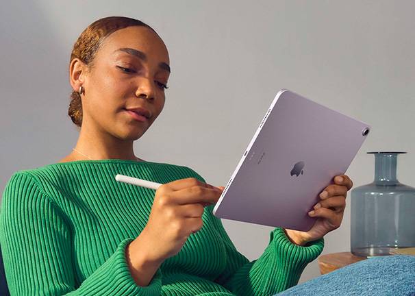 iPad Air 11'' (2024) M2 Wi-Fi 128 GB - Rendimiento y almacenamiento iPad Air 11'' (2024) M2 Wi-Fi 128 GB Rendimiento y almacenamiento