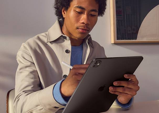 iPad Pro 11'' (2024) M4 Wi-Fi iPadOS + Apps
