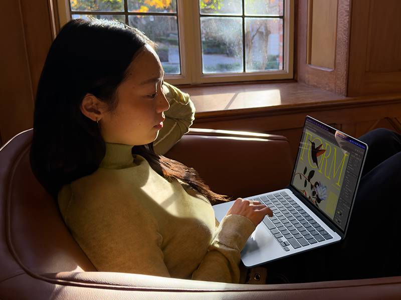 MacBook Air 15 M5 16 GB, 512 GB Hasta 18 h de autonomía