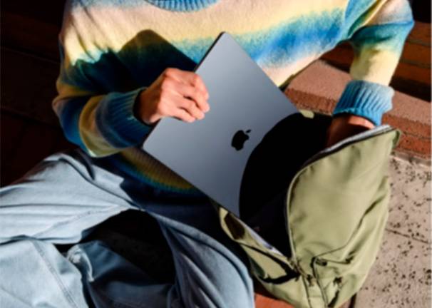 MacBook Air 15 M3 16 GB, 256 GB - Hasta 18h de autonomía MacBook Air 15 M3 16 GB, 256 GB Hasta 18h de autonomía