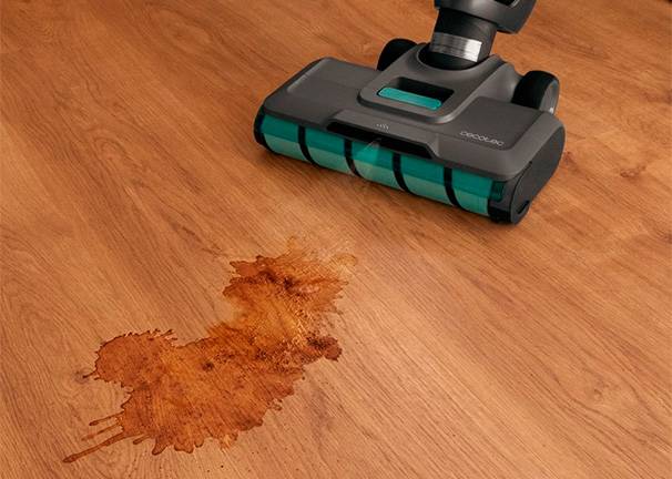 Aspirador escoba Cecotec FreeGo Wash&Vacuum Spray - Gran potencia Aspirador escoba Cecotec FreeGo Wash&Vacuum Spray Gran potencia