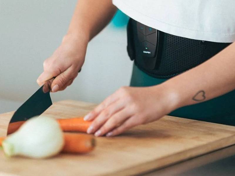 Cinturón de Electroestimulación Muscular Compex Corebelt 5.0 Talla L/XL Comodidad premium para usarlo donde quieras