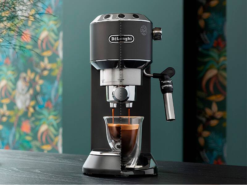 Cafetera De'Longhi Dedica Style - Variedad de bebidas Cafetera De'Longhi Dedica Style Variedad de bebidas