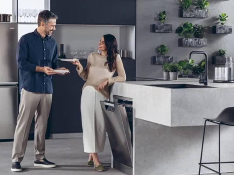 Lavavajillas HAIER XF 5C4M1X - Máxima capacidad y tecnología inteligente Lavavajillas HAIER XF 5C4M1X Máxima capacidad y tecnología inteligente