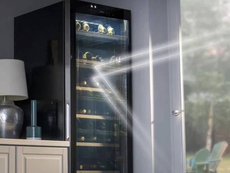 Vinoteca Haier 77 botellas HWS77GDAU1 Protección frente a la luz