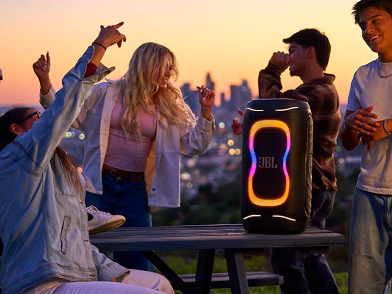 Altavoz de potencia JBL PARTYBOX 130 - Aumenta la energía con el sonido JBL Altavoz de potencia JBL PARTYBOX 130 Aumenta la energía con el sonido JBL