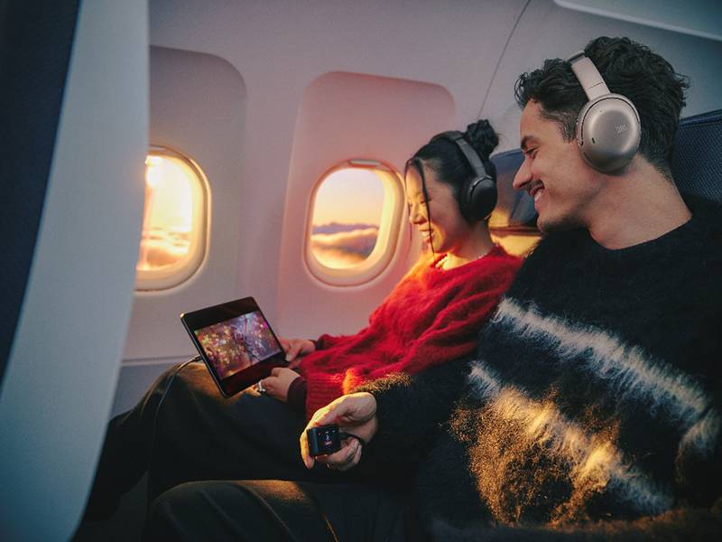Auriculares inalámbricos JBL TOUR ONE M3 - JBL Spatial 360 con seguimiento de cabeza Auriculares inalámbricos JBL TOUR ONE M3 JBL Spatial 360 con seguimiento de cabeza