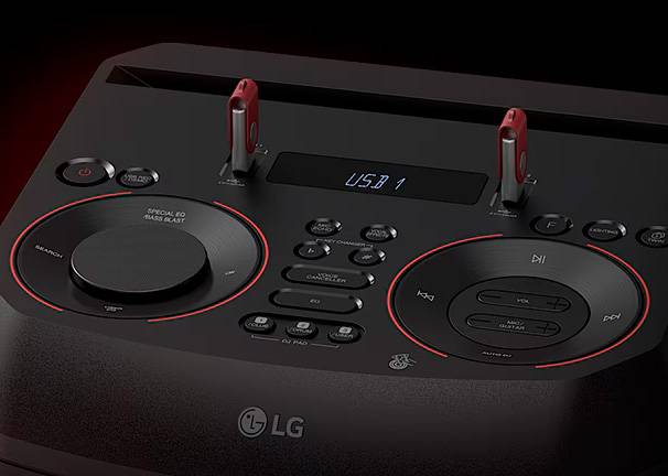 Altavoz de gran potencia LG XBOOM RNC5 Guarda tus sesiones: revive la diversión con tus amigos