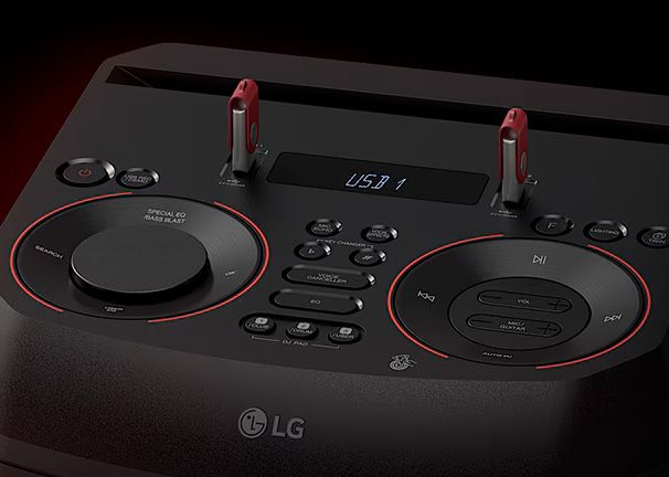 Altavoz de gran potencia LG XBOOM RNC5 - Guarda tus sesiones: revive la diversión con tus amigos Altavoz de gran potencia LG XBOOM RNC5 Guarda tus sesiones: revive la diversión con tus amigos