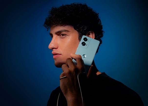 Motorola Edge 50 Fusión - Carga TurboPower™ superrápida de 68 W Motorola Edge 50 Fusión Carga TurboPower™ superrápida de 68 W