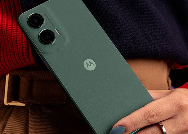 Motorola Moto G35 5G - Diseño de calidad. Sensación confortable Motorola Moto G35 5G Diseño de calidad. Sensación confortable