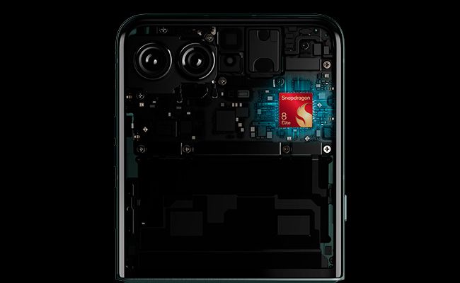 Motorola razr 60 ultra 512 GB - Rendimiento líder del sector con Snapdragon® 8 Elite Motorola razr 60 ultra 512 GB Rendimiento líder del sector con Snapdragon® 8 Elite