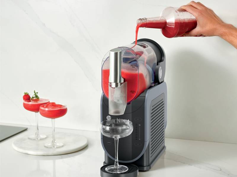 Máquina de granizados y bebidas heladas Ninja SLUSHi FS301EU - Recipiente fácil de llenar Máquina de granizados y bebidas heladas Ninja SLUSHi FS301EU Recipiente fácil de llenar