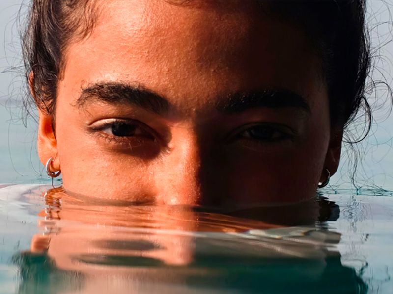 OnePlus 15 512 GB Cámara triple de 50 MP con motor DetailMax