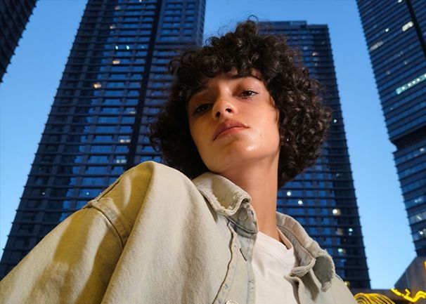 OnePlus Nord CE 4 Lite 5G Disfruta de la mejor experiencia del cine, en la palma de tu mano.