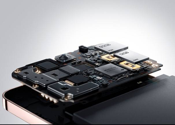 OPPO Reno12 FS 5G Rendimiento de gama Premium, en el mejor precio posible