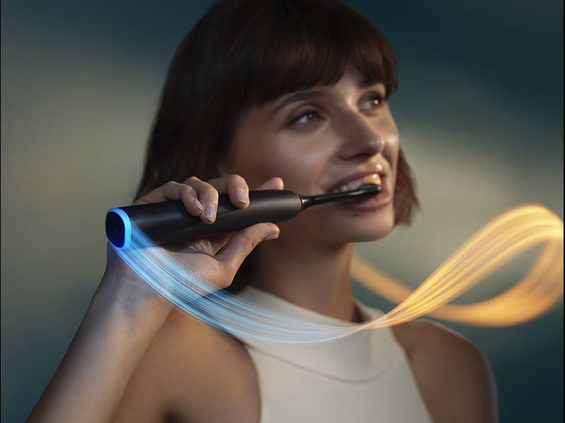 Cepillo dental Philips Sonicare DiamondClean 9900 Prestige Limpieza superior y cuidado de las encías