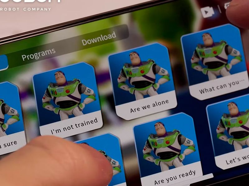 Robot Robosen Buzz Lightyear Tecnología avanzada