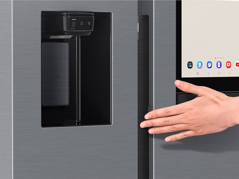 Frigorífico americano Samsung RS90F66BEFEF Apertura completa con sensor y control por voz
