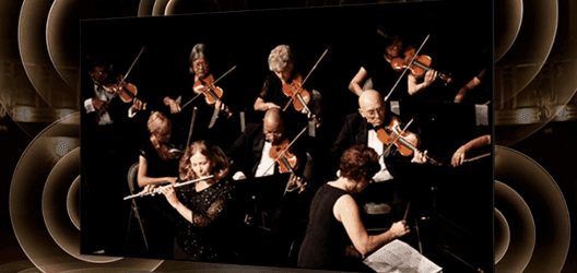 Samsung QE55Q65BAUXXC Q-Symphony. TV y barra de sonido sincronizados en perfecta armonía.