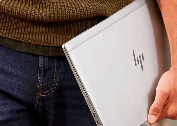 HP 250 G8 Diseñado para el trabajo y siempre listo para la diversión