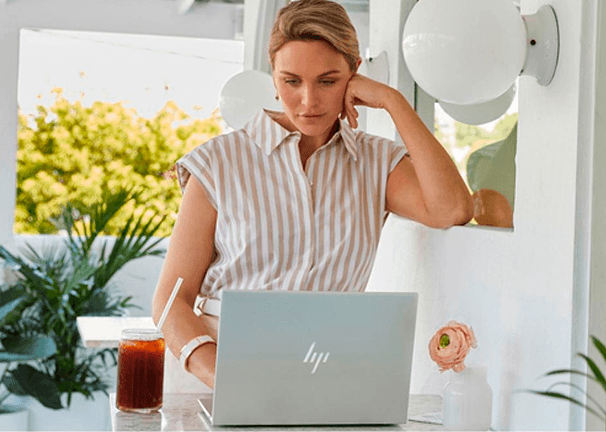 HP 250 G8 Sé la mejor versión virtual de ti mismo