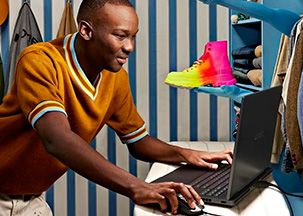 HP Omen 16 i7 - Amplía el rendimiento para que tu PC pueda compatibilizar aún más tareas HP Omen 16 i7 Amplía el rendimiento para que tu PC pueda compatibilizar aún más tareas