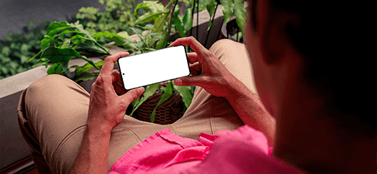 Motorola Edge 40 Pantalla sin bordes + Dolby Atmos® audio