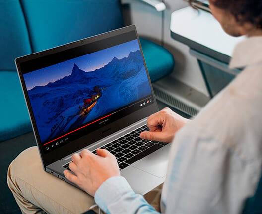 Samsung Galaxy Book Go - Aumenta tu productividad con el increíble Ecosistema Galaxy Samsung Galaxy Book Go Aumenta tu productividad con el increíble Ecosistema Galaxy