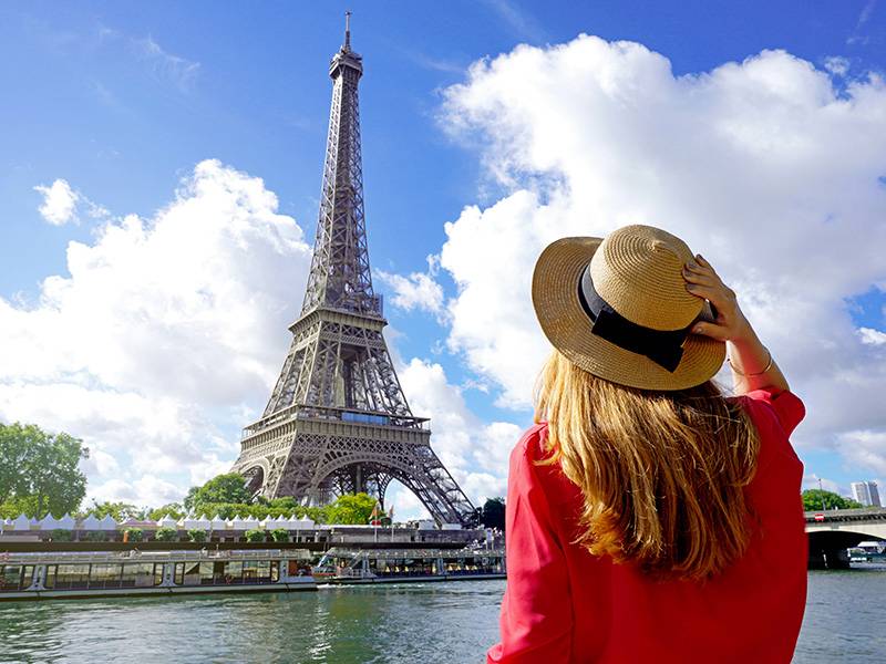 DATOS:
Límite de GB/mes gratis en función de tu tarifa. Una vez consumidos, el precio por navegar será de1,55 €/GB (IVA incl)
LLAMADAS:
A UE o países asociados: Igual que en España.
A destinos fuera de la UE: 4,83 €/min + establecimiento 0,79 € roaming reino unido